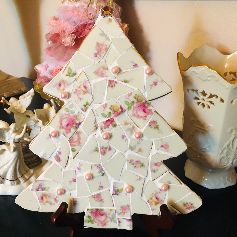 Mosaic Christmas tree wall decor